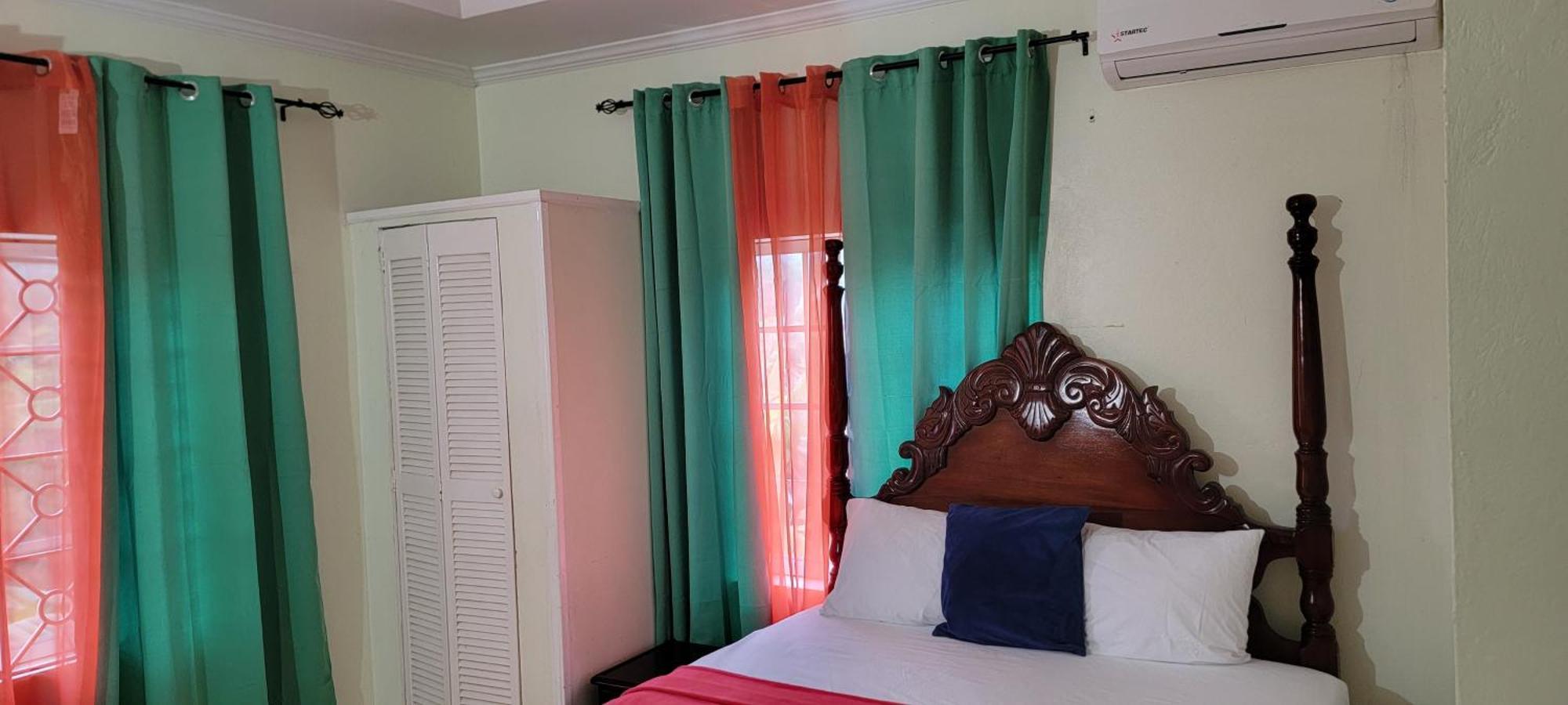 Wizzy Apartment White River Ocho Rios Exteriör bild